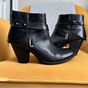 BORN - BOOTIES - 6.5